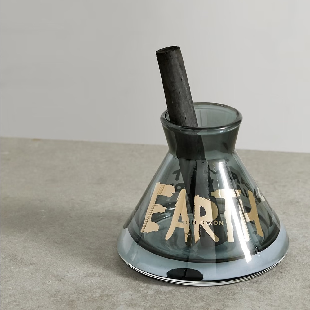 Brand new in box - Tom Dixon Twenty Elements charcoal diffuser - Special Edition